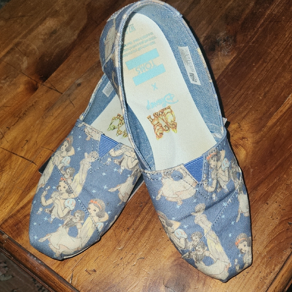 Toms Blue Kids Slippers with Angel Design